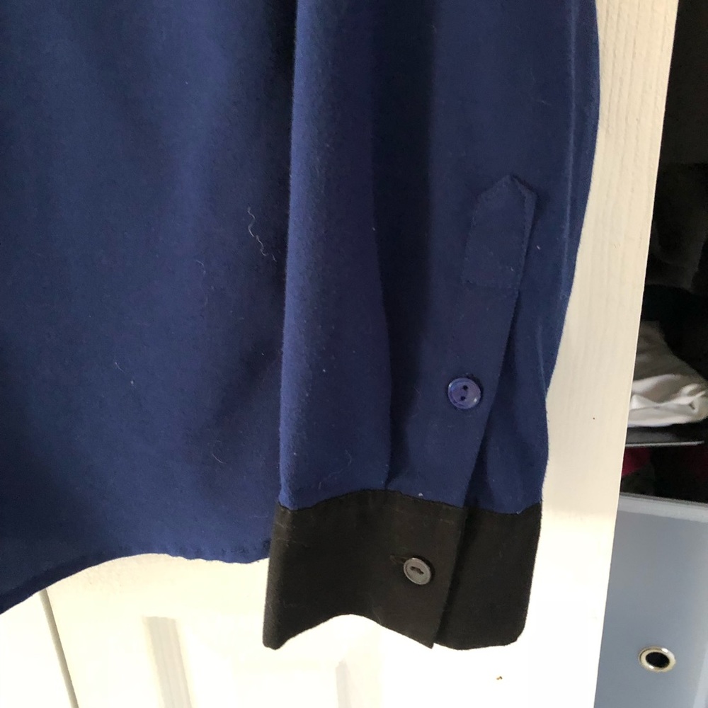 Blouse - Picture 3 of 3